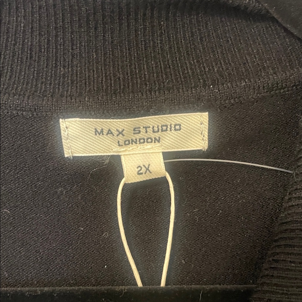 Max Studio Black Button-Up Top with Cream Trim - Picture 2 of 3